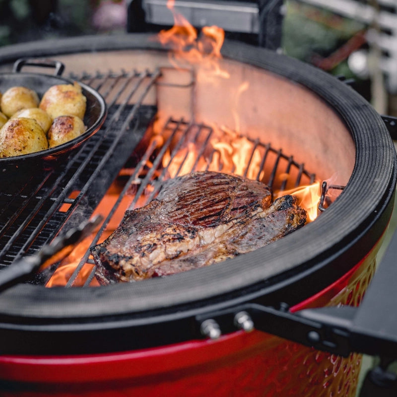 Kamado Joe KJ23RHC Food on Grill