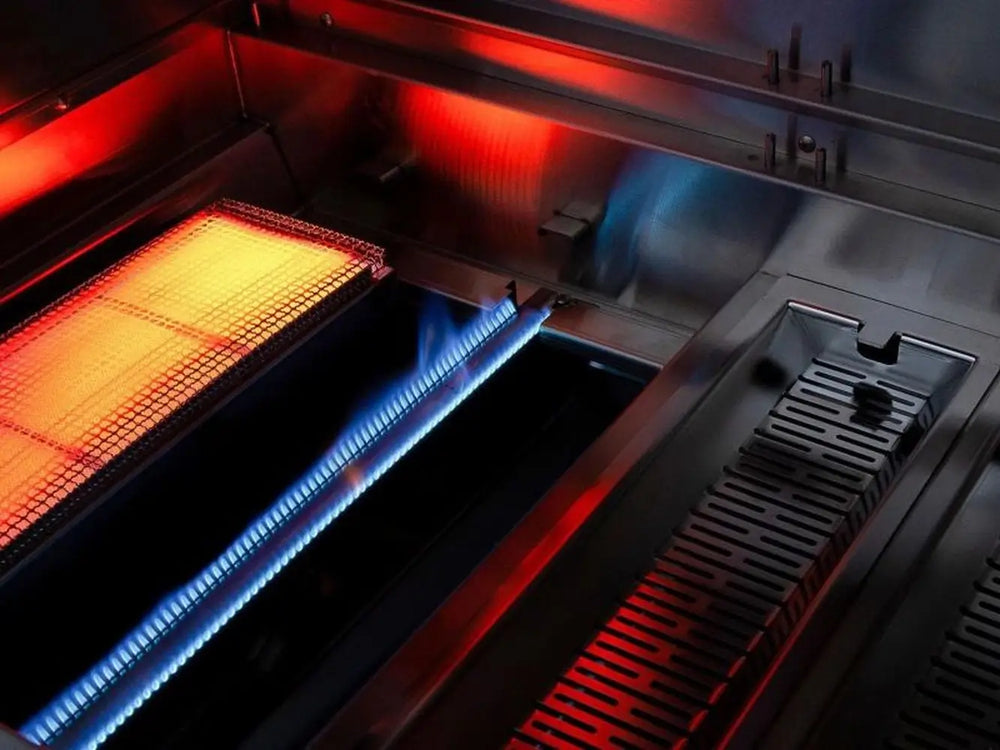 Infrared sear burner and gas burner in premium outdoor grill