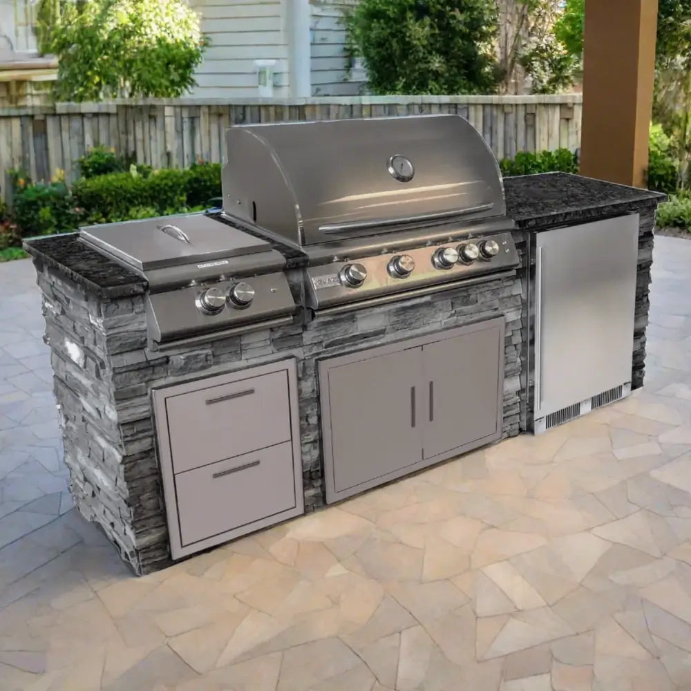 Outdoor Kitchens