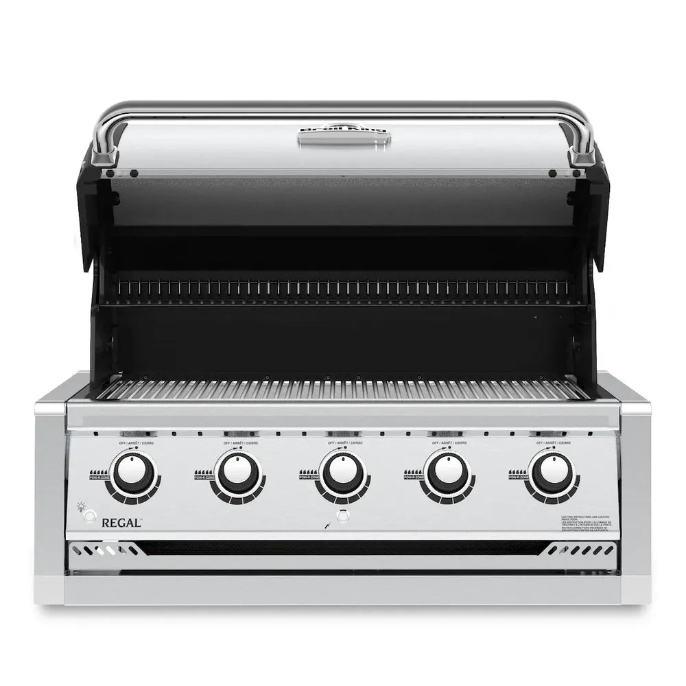 Broil King Regal S520 built-in 5-burner gas grill with lid open
