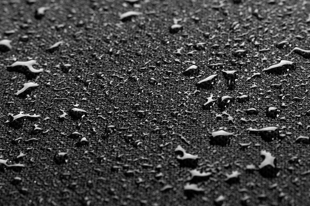 Water-Resistant Coating on Blackstone Griddle Cover – Outdoor Rain Protection Detail