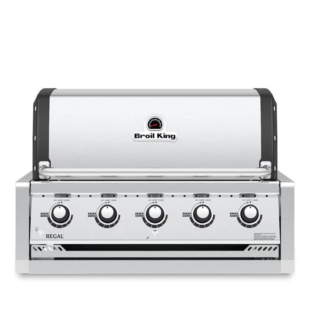 Broil King Regal S520 built-in 5-burner gas grill, front view
