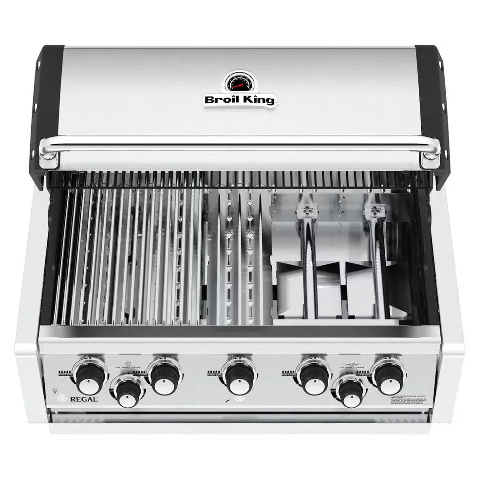 Broil King Regal S520 built-in grill with lid open and cooking grates