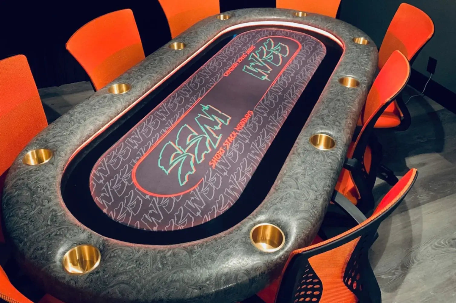 BBO Elite Alpha – 10 Player LED Poker Table