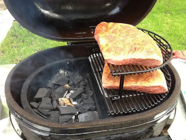 Primo Oval XL Firebox Divider Lifestyle