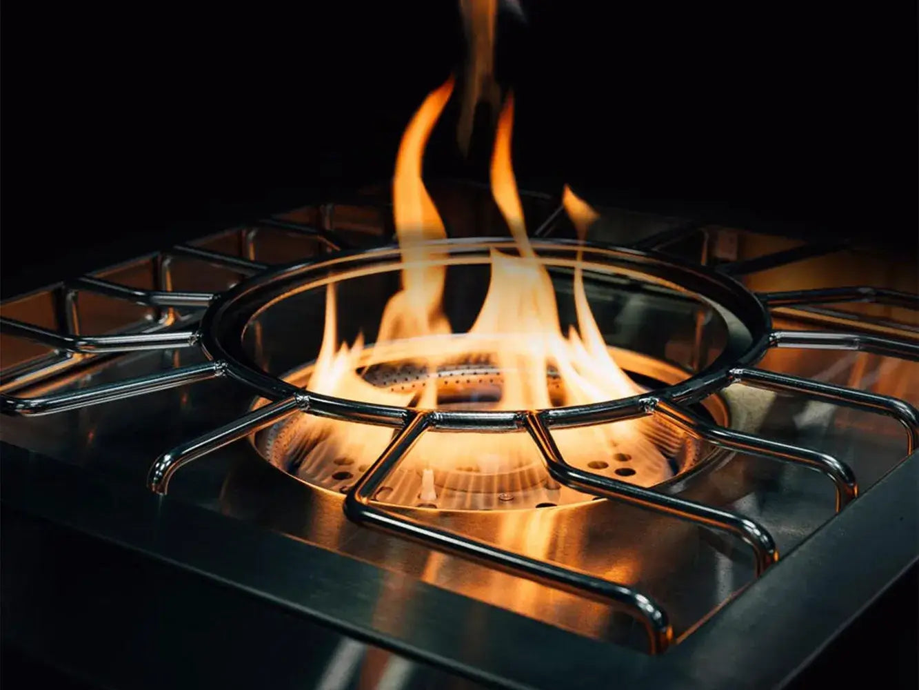 High-output power burner flame for wok cooking and seafood boils - American Made Grills Power Burner