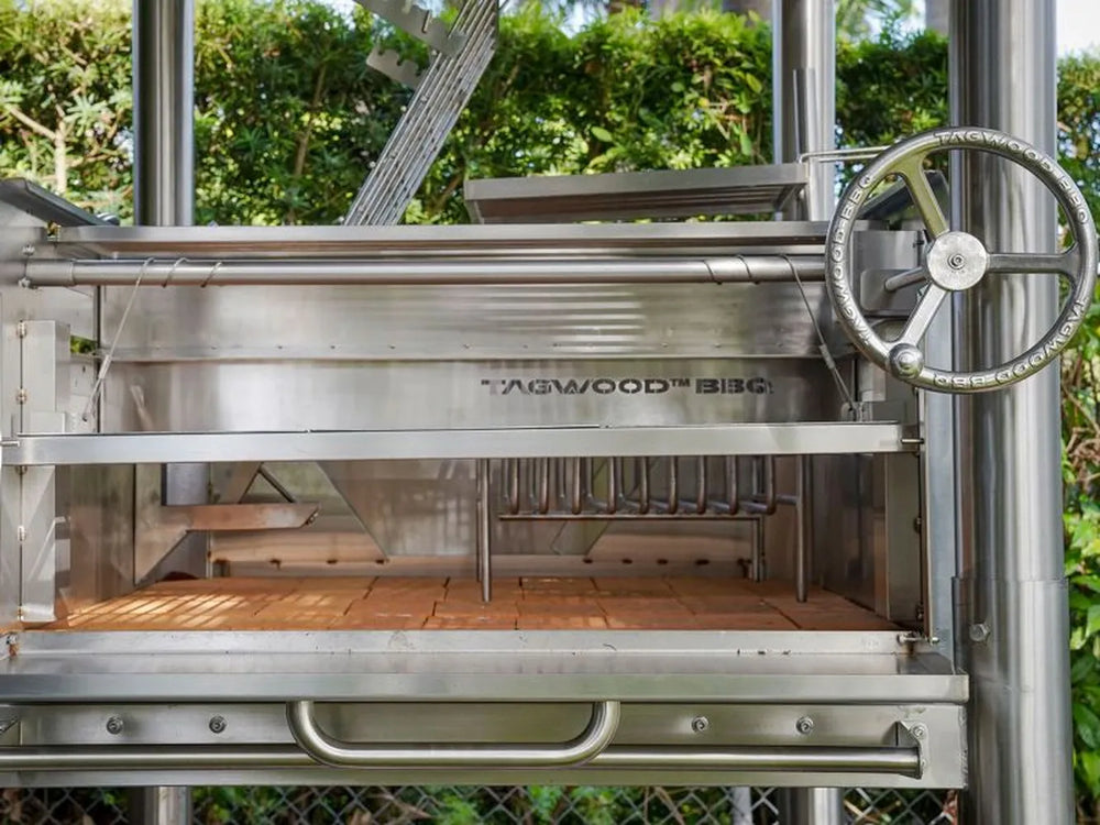 Tagwood BBQ BBQ12SS Santa Maria grill interior firebox with adjustable ember tray