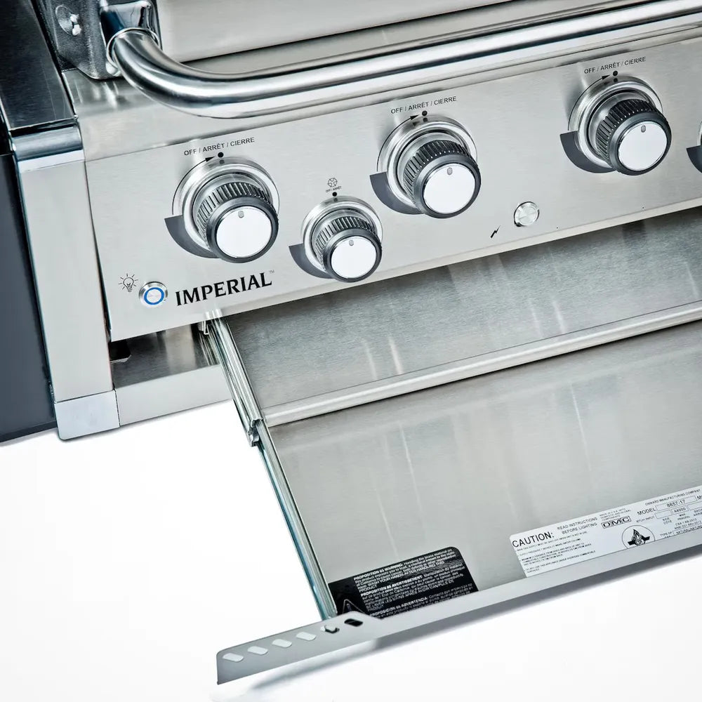 Broil King Imperial S 470 control panel with pull-out grease tray