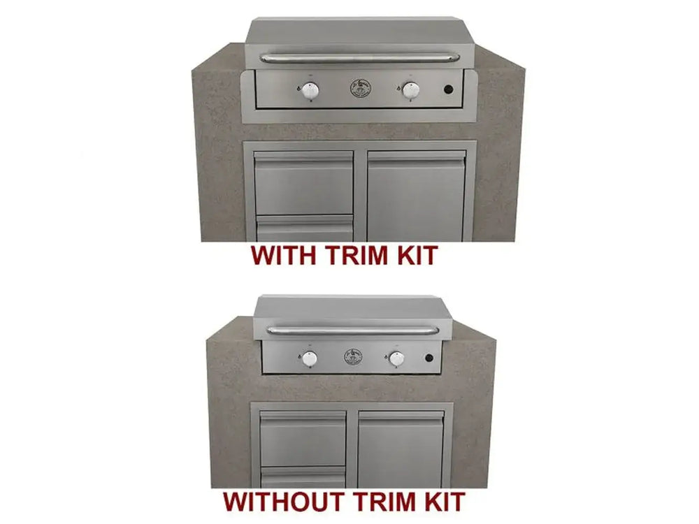 Comparison image of Le Griddle installed with the Trim Kit (top) versus without the kit (bottom) for a visual difference.