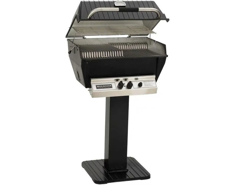 Broilmaster P3XF 27" Gas Grill Head & Griddle on Black Patio Post